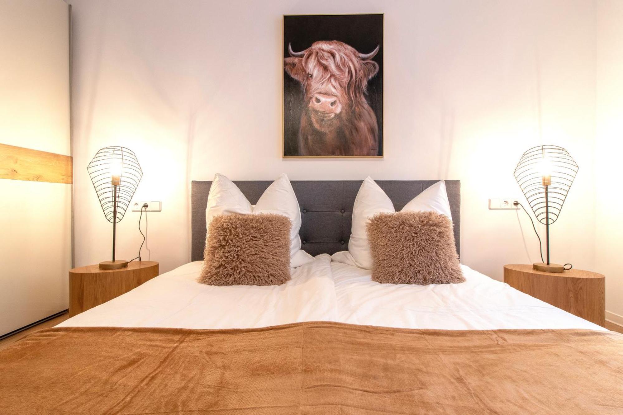 Stilvolles City-Apartment I Netflix I Wlan L Stellplatz I Zentral Schwarzenberg  Buitenkant foto