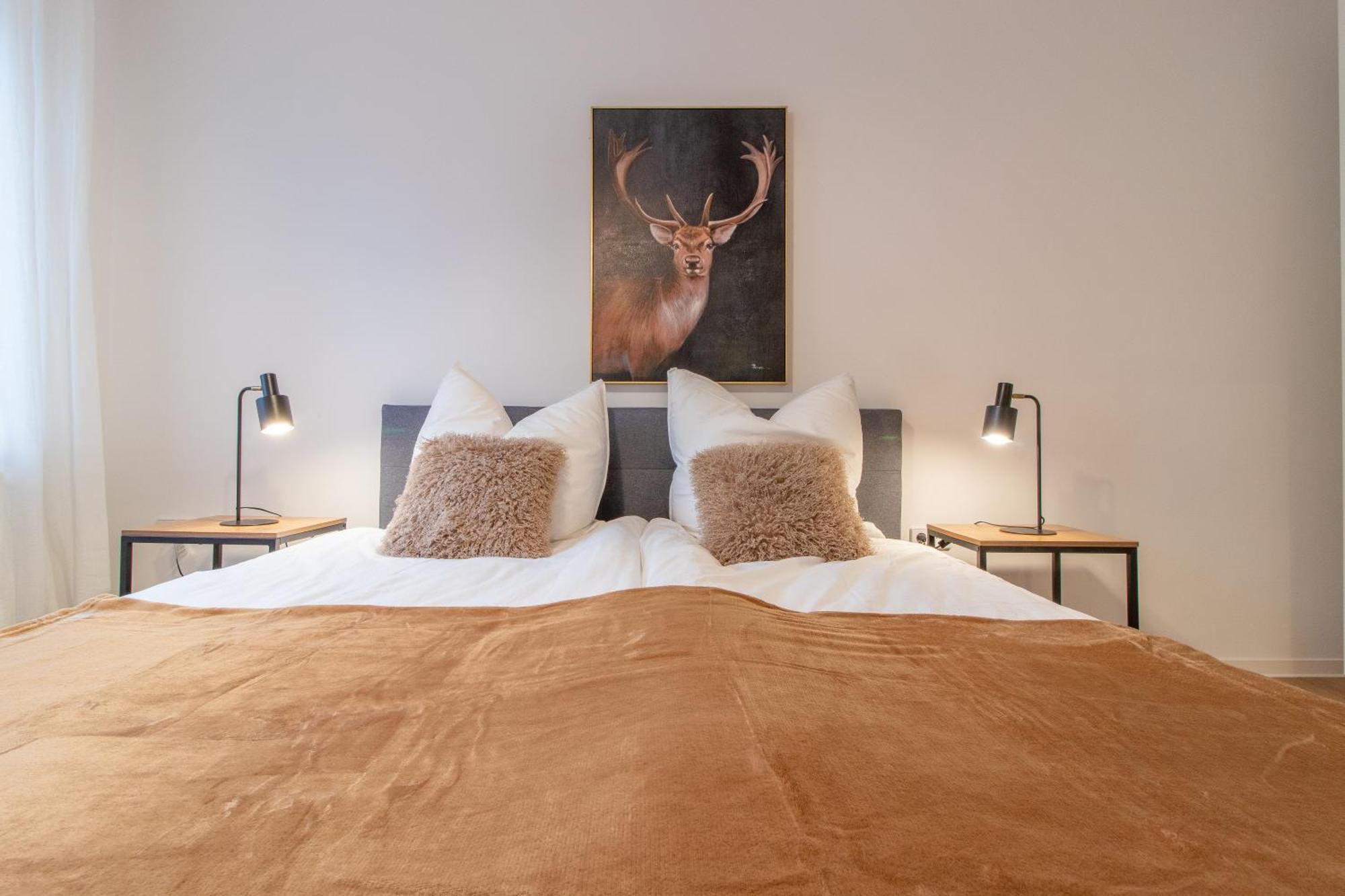 Stilvolles City-Apartment I Netflix I Wlan L Stellplatz I Zentral Schwarzenberg  Buitenkant foto