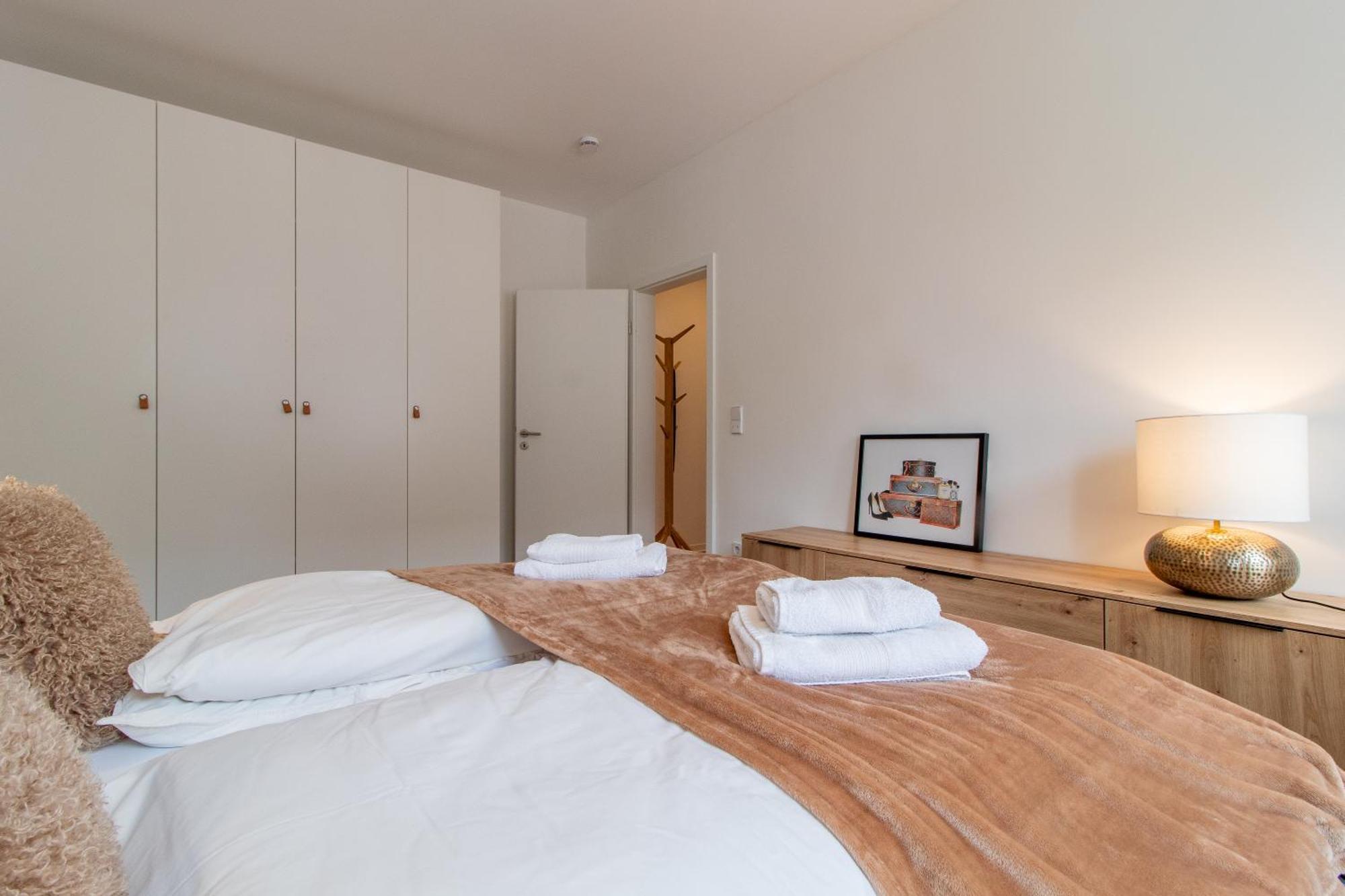 Stilvolles City-Apartment I Netflix I Wlan L Stellplatz I Zentral Schwarzenberg  Buitenkant foto