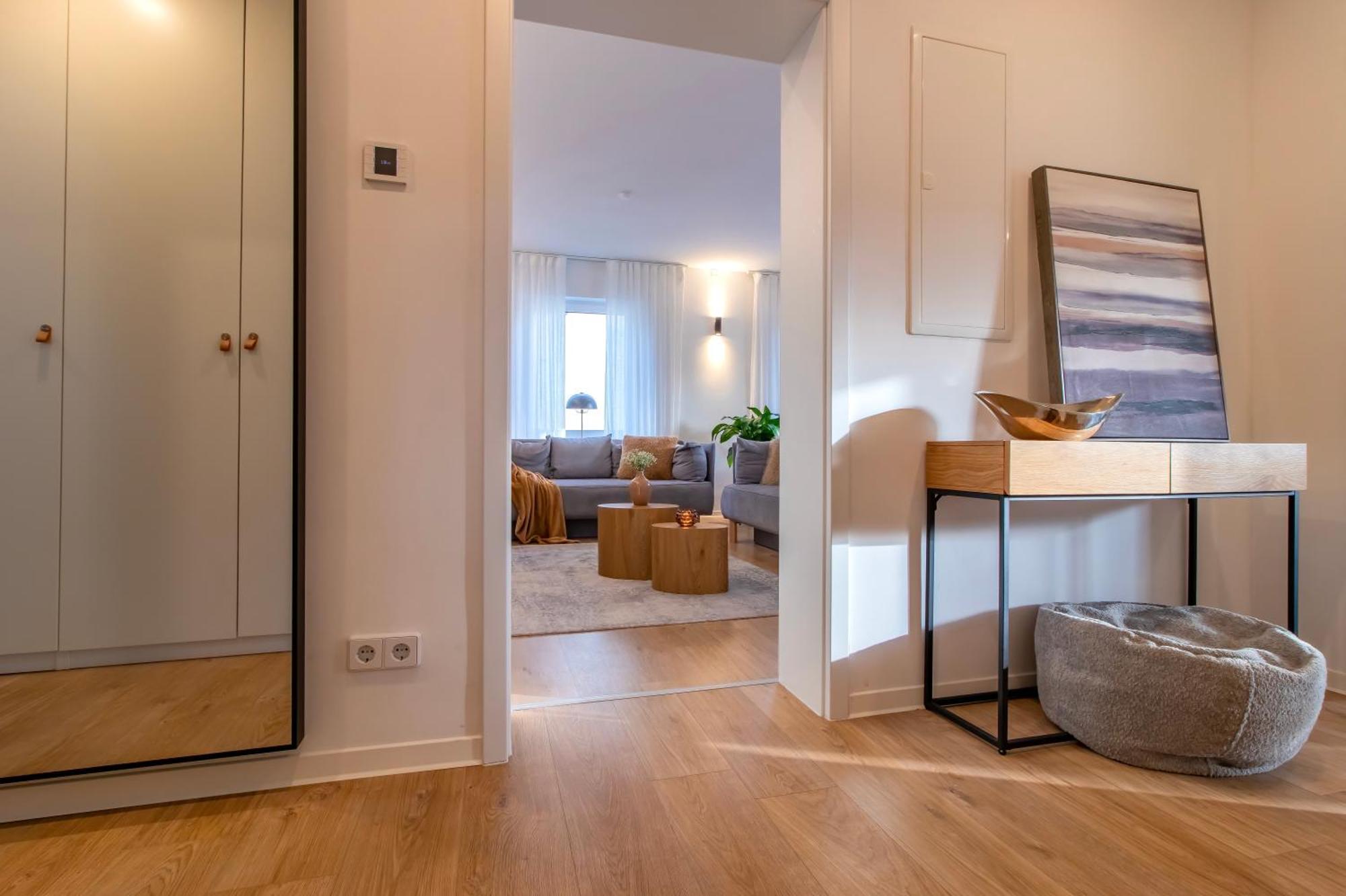 Stilvolles City-Apartment I Netflix I Wlan L Stellplatz I Zentral Schwarzenberg  Buitenkant foto